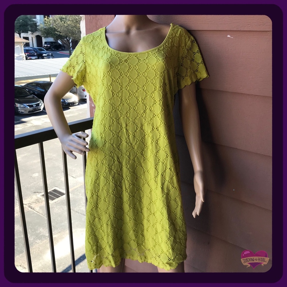 Ronni Nicole Green Dress